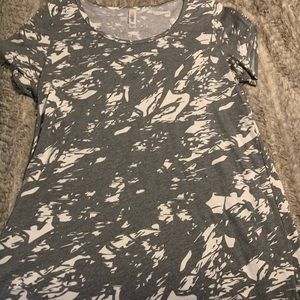 Lularoe classic tees